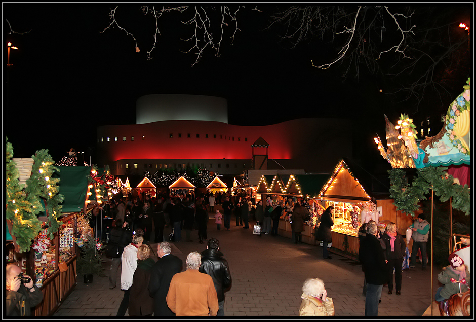  Weihnachtsmarkt  Düsseldorf - Gustaf-Gründgens-Platz