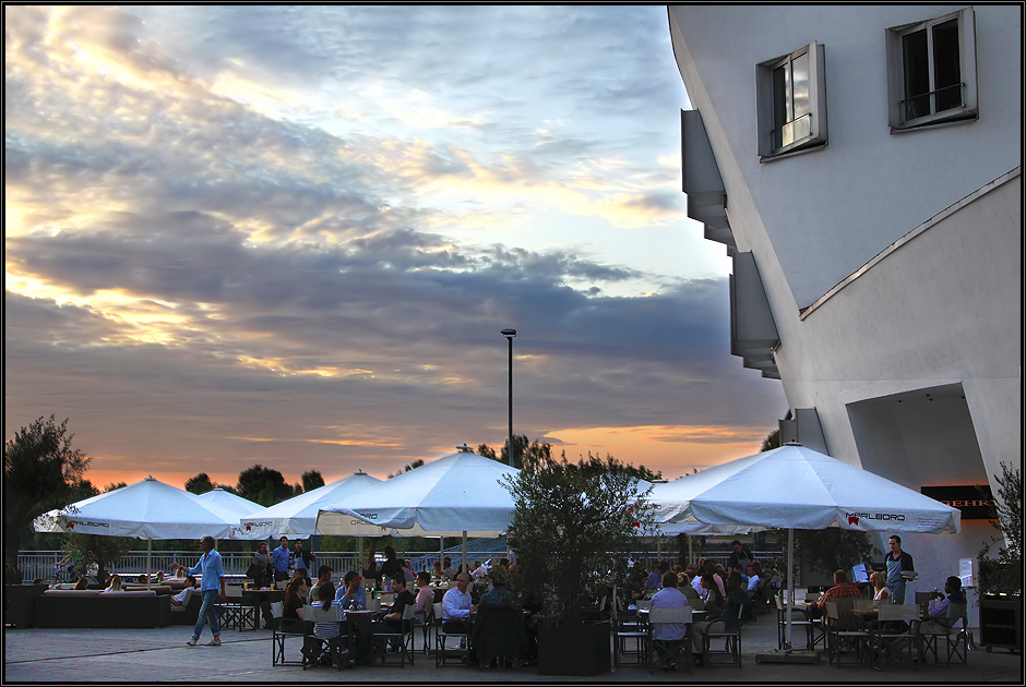 Cafe im Medienhafen D'dorf 