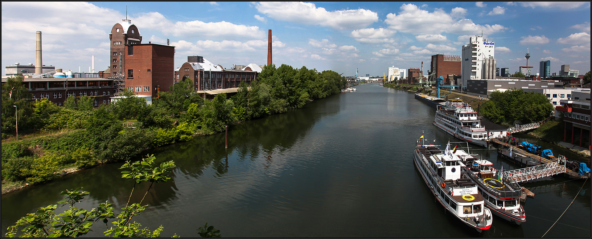 Düsseldorfer Industriehafen.....