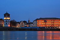 Get-Together "Burgplatz" in Düsseldorf