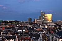 Altstadt und das moderne Düsseldorf 